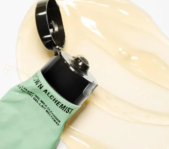 Meltaway Gel Milk Cleanser - Image 2